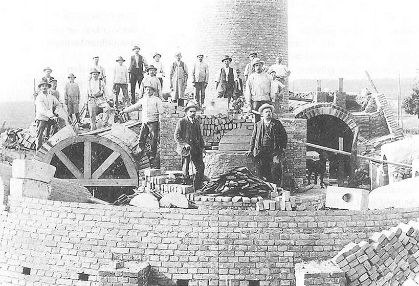 Bau des Anspacher Ringofens 1901 Bau des Anspacher Ringofens 1901